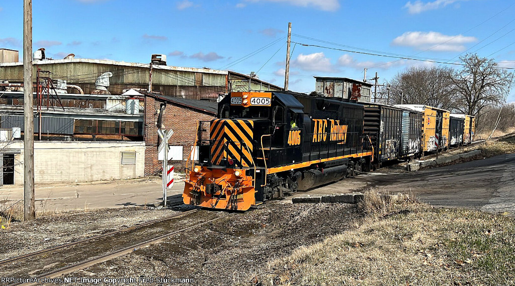 AB 4005 crosses an industrial driveway off N. Van Buren Ave.